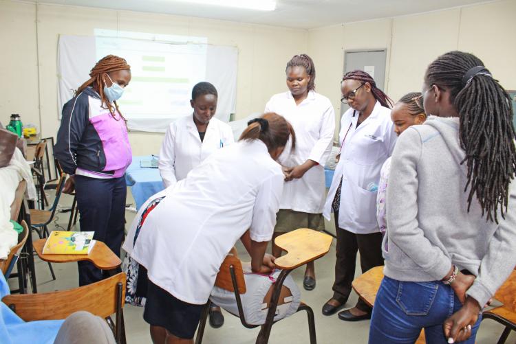 GALLERY: Emergency Obstetric And Neonatal Care Skills Training ...