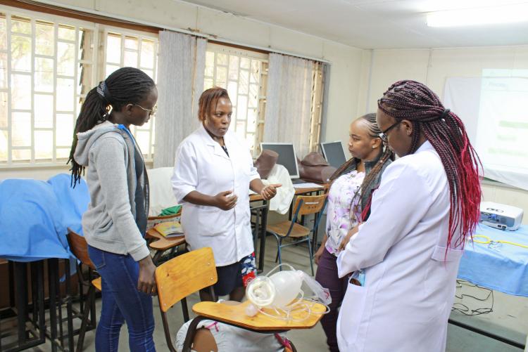 Emergency obstetric and neonatal care skills training.